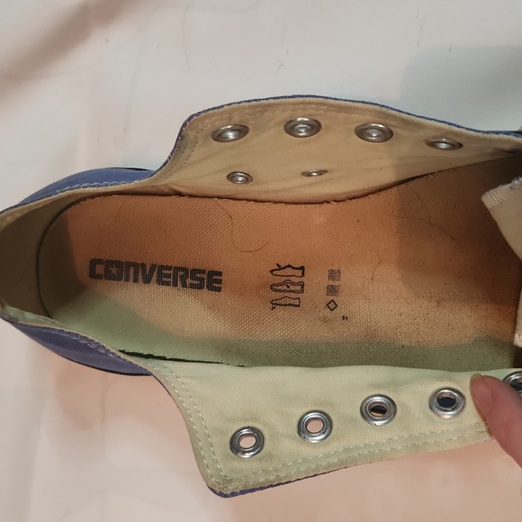 Converse low top blue sneakers - Picture 6 of 9